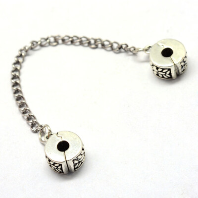 

Alloy European Beads with Iron Safety Chains For European Bracelet Makings Donut with Leaf Antique Silver 100mm Hole 3mm