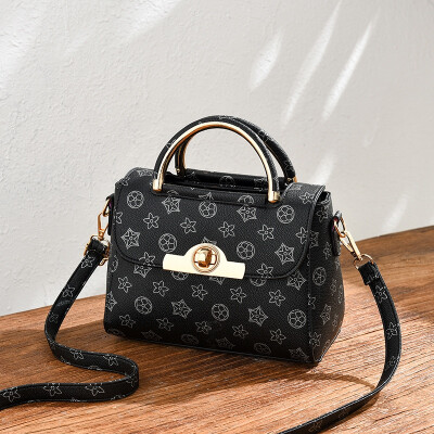 

Summer LadiesFashion in Ins Fashion Hand-held Bill of Lading Shoulder Straddle Bag Summer