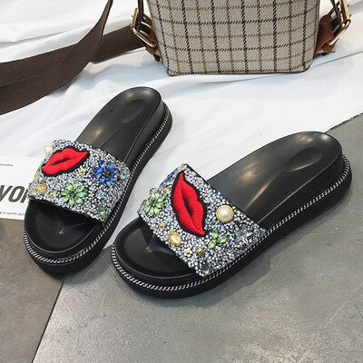 

Slippers for women to wear fashion students Joker beach shoes beach summer womens shoes slippers