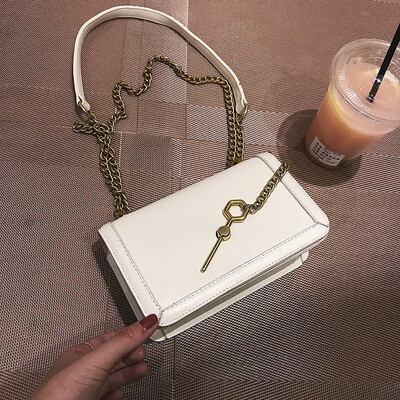 

Qiao Bani 2019 new Korean fashion Dongdaemun simple chain small square bag wild shoulder diagonal female bag