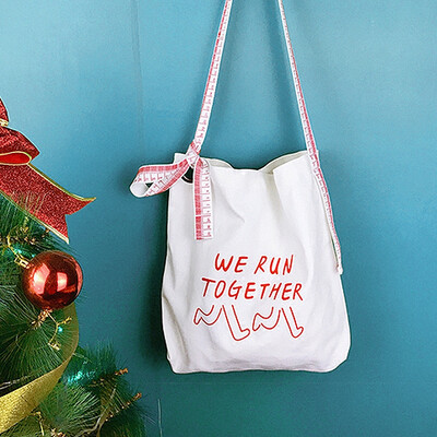 

South Korea creative design shoulder strap street shot Messenger bag printing canvas bag bag shoulder bag