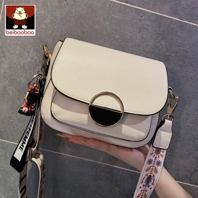 

On the new small bag women 2019 new wave summer broadband shoulder saddle bag fashion Joker Messenger bag