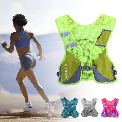 

AONIJIE Premium Reflective Running Vest Give Sport Water Bottle for Running Cycling Clothes for Women Men Safety Gear with Pocket