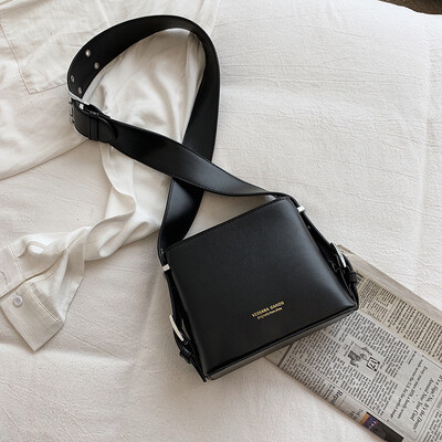 

Qiao Bani 2019 new European&American style fashion simple letter bucket street shot shoulder bag diagonal cross trend handbags