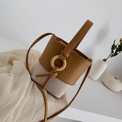

Net red bucket bag female 2019 new Korean version of the simple wild shoulder bag chic fashion retro Messenger bag
