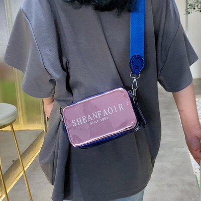 

New small bag female 2019 new wave wild wide shoulder strap shoulder Messenger bag French small foreign small square bag