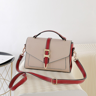 

In summer ins ultra-hot portable girls are in vogue in Korean version of Joker shoulder bag messenger bag