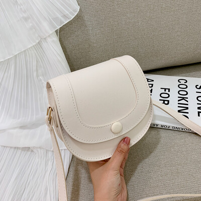 

Retro small bag female 2019 new Korean version of the simple wild temperament shoulder bag fashion casual Messenger saddle bag