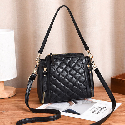 

Fashion handbag 2019 spring cool simple shoulder bag casual handbag retro diagonal saddle bag