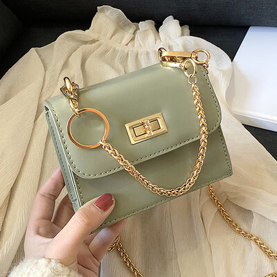 

On the new small bag women 2019 new fashion Joker net red small black bag texture slung Western style womens bags