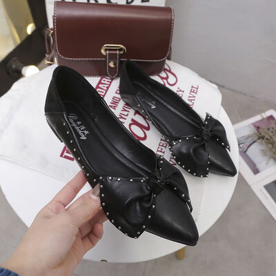 

Single shoe women 2019 spring Korean version of pointed shallow Joker bow rivet flat bottom fairy work shoes tide