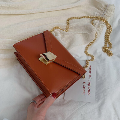 

Summer new texture bag female 2019 new Korean version of the wild single shoulder slung fashion chain simple envelope bag