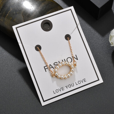 

Golden Round Imitation Pearl Pendant Necklace Female Simple Necklace Cardboard Packaging Fashion Sweet Temperament Wedding Party