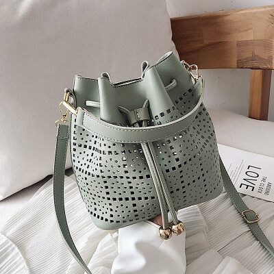 

Summer small fresh bag female 2019 new Korean fashion personality hollow bag wild single shoulder slung bucket bag