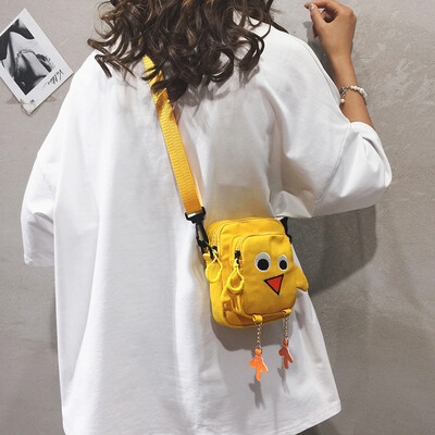 

Cartoon small bag female 2019 new Korean version of the wild wild girl canvas bag funny cute shoulder Messenger bag