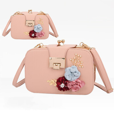 

Tailored Fashion Women Vintage Leather Pearl Messenger Bags Retro Flower Crossbody Bags
