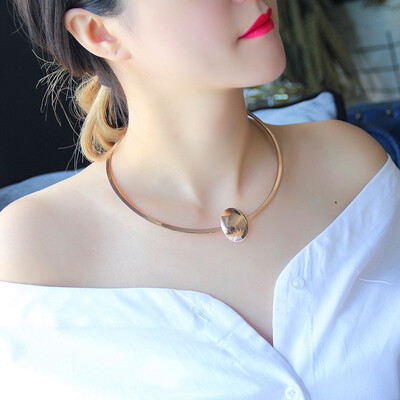 

Korean fashion rose gold titanium steel short female necklace clavicle chain metal choker collar color gold jewelry