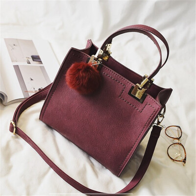 

Free shipping 2018 new woman handbags fashion messenger bag retro Korean version women bag trend hairball ornaments flap