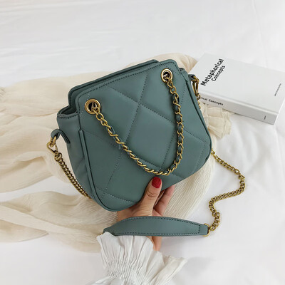 

Xiao Xiang Feng Embroidered Line Small Bag Female 2019 New Lingge Chain Shoulder Bag Korean Simple Messenger Bag