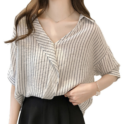 

Korean version of the ruffled striped shirt Womens loose half-sleeved shirt Wild Thin shirt