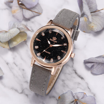 

RM Luxury Temperament Lady Irregular Mirror Leather Belt Watch Analog Quartz Watch