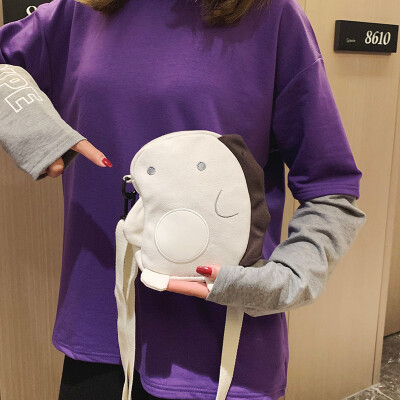 

Bag female bag 2019 new Korean version of the popular shoulder bag small fresh student cute hedgehog slung canvas bag