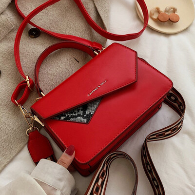 

Contrasting casual small bag women 2019 new Korean texture small square bag fashion Joker shoulder Messenger bag