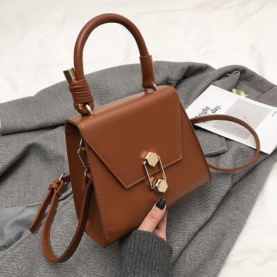 

High-grade small bag female foreign style 2019 new Korean fashion wild single shoulder slung portable saddle bag