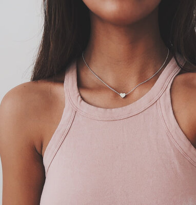 

2018 new style Tiny Heart Necklace for Women SHORT Chain Heart Shape Pendant Necklace Gift Ethnic Bohemian Choker Necklace drop