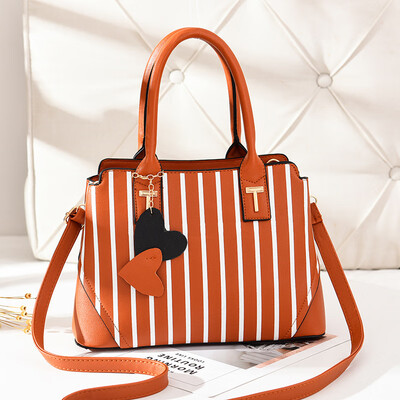 

2018 new handbag casual fashion handbags Europe&the United States big bag trend leisure shoulder bag wholesale
