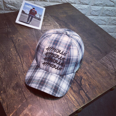 

Koreas Harajuku letter embroidered plaid baseball cap casual British wind hundred mens&womens cap scapuceic sun hat