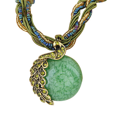 

Bohemian Women Rhinestone Inlaid Peacock Round Faux Opal Pendant Necklace Gift
