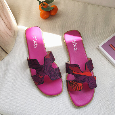 

Slippers Female Wears Korean Printed Flat Bottom One-Word Slipper Beach Rome Cold Slipper Moisture Outside Summer