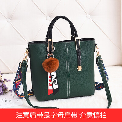 

Handbag womens Korean version of a large capacity tote bag texture single shoulder broadband oblique mother bag