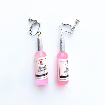 

Funny Simulation Wine Bottle Earrings Personality Punk Earrings Gift Trendy