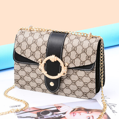 

2019 spring&summer new womens bag PU leather Korean version of the fashion simple small square bag trend single shoulder Messenger bag