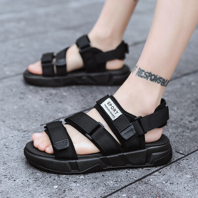 

The new summer breathable anti-skid anti-dirty all-black mens sandals are used for men wearing 100-pack sandals