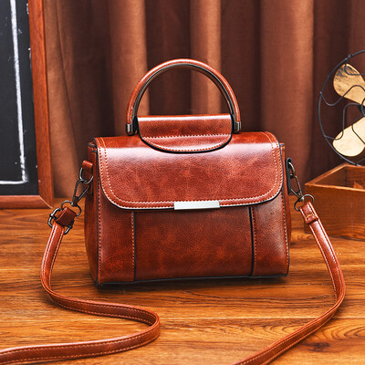 

Bag female new summer large-capacity retro handbag fairy Messenger bag Korean version of the wild shoulder bag tide