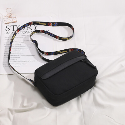 

Bag female 2019 new summer wild canvas mini Messenger bag tide Korean version of Harajuku student shoulder small square bag