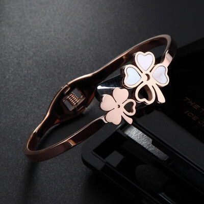 

Fashion white four-leaf clover bracelet female titanium steel plated 18K rose gold shell bracelet color gold jewelry