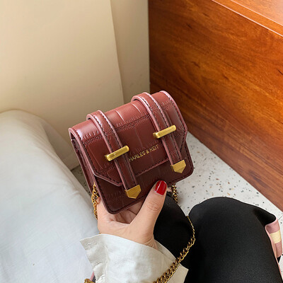 

2019 new tide bag casual bag retro shoulder bag stone pattern female summer portable cute messenger bag