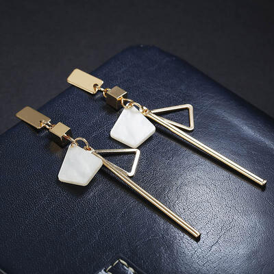 

2019 New Hot Sale Fashion Acrylic Geometric Dangle Earring Long Metal Drop Earrings For Women Party Jewelry Brincos Oorbellen