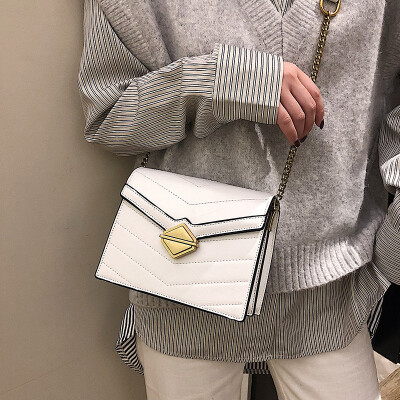 

Senior sense bag female 2019 new wave fashion foreign style Messenger bag simple shoulder chain bag retro small square bag