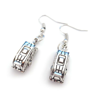 

Creative Women Fashion Metal Retro Camper Car Earrings Silver Earrings DIY New Arrival Personalized Earring