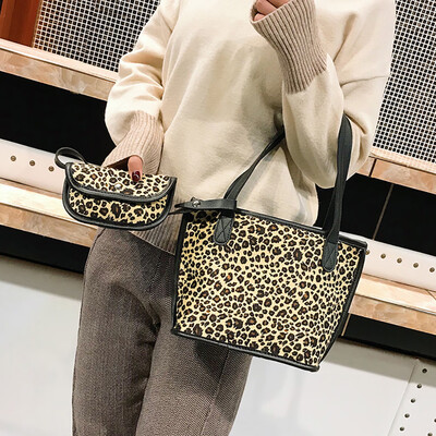 

Tailored Women Single Shoulder Diagonal Letter Big Bag Retro Handbag
