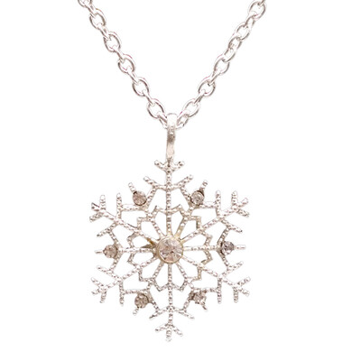 

Fashion Charms Lady Crystal Snowflake Zircon Flower Silver Color Necklaces & Pendants Jewelry For Women Sweater Necklace