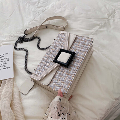 

Summer bag womens bag new 2019 fashion French minority bag Joker shoulder chain messenger bag