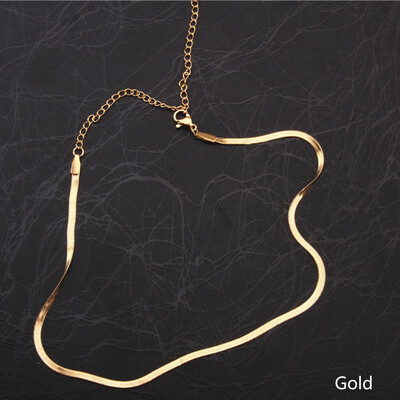 

Women Gold Necklace Female Temperament Short Paragraph Clavicle Chain Blade Flat Snake Bone Chain