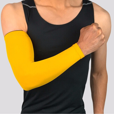 

Arm Guard Bracer Sunscreen&Breathable Protects the Arm During Exercise