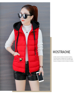 

The new 2018 fashion show is thin with a thick vest with a thick top&a sleeveless vest